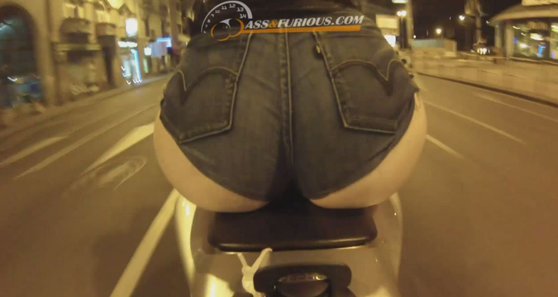 assandfurious 飞驰中的美臀 [10MP4/544MB]