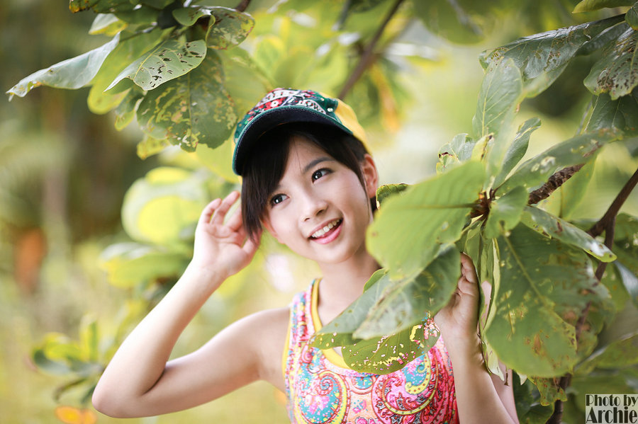 台湾美女麻豆小敬台湾大学外拍③ [112P/49MB]