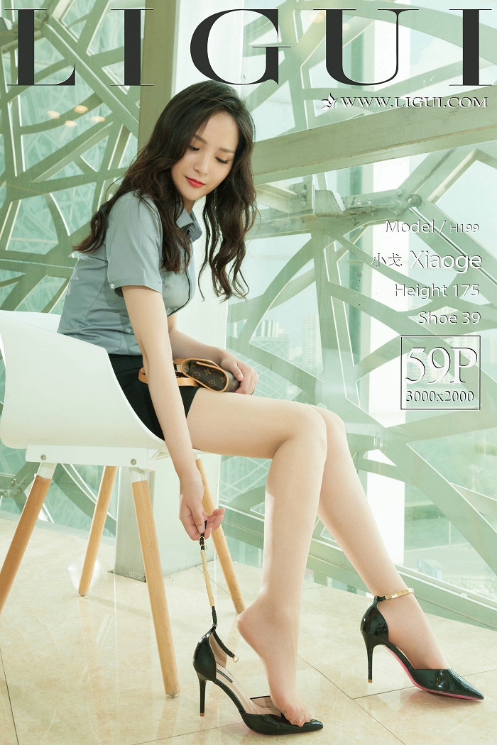 [Ligui丽柜] 2018.10.08 网络丽人 Model 小戈 [59P]