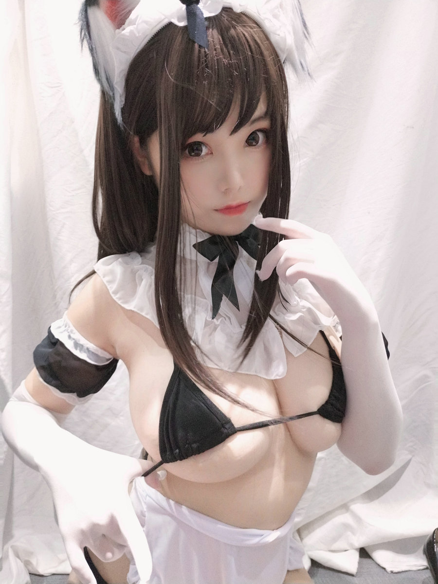 萌系小姐姐蜜汁猫裘 - 黑白女仆 [25P-47MB]