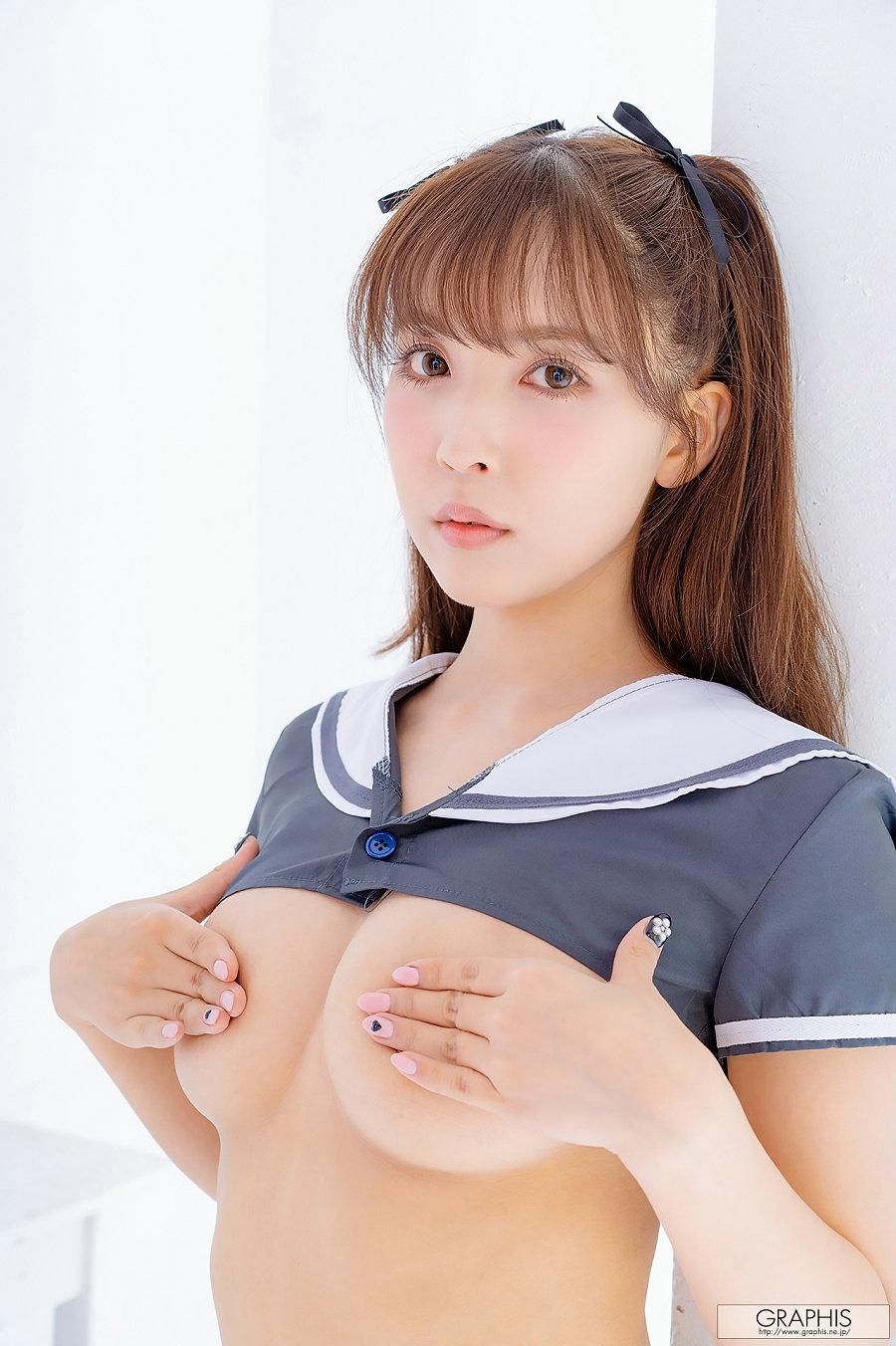 [Graphis] Limited Edition Yua Mikami 三上悠亜 New Year 2020 [30P42MB]