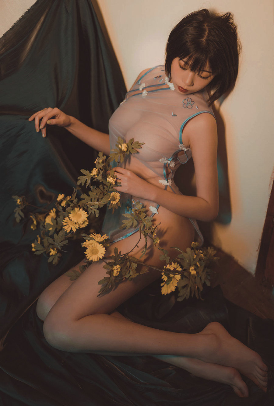萌妹奈汐酱nice - 小雏菊 [18P-125MB]
