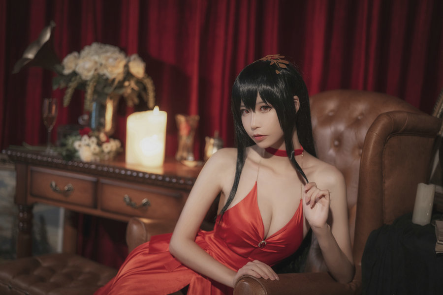动漫博主爱老师_PhD - 碧蓝航线 大凤 毒苹果礼服 [6P-50MB]