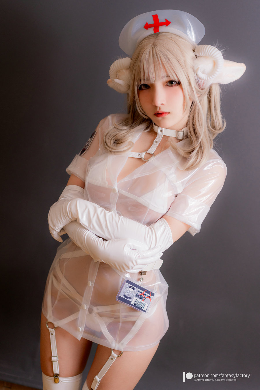 [Fantasy Factory] 小丁Cosplay写真 - 2020.06 护士 死库水 [128P-2.89GB]