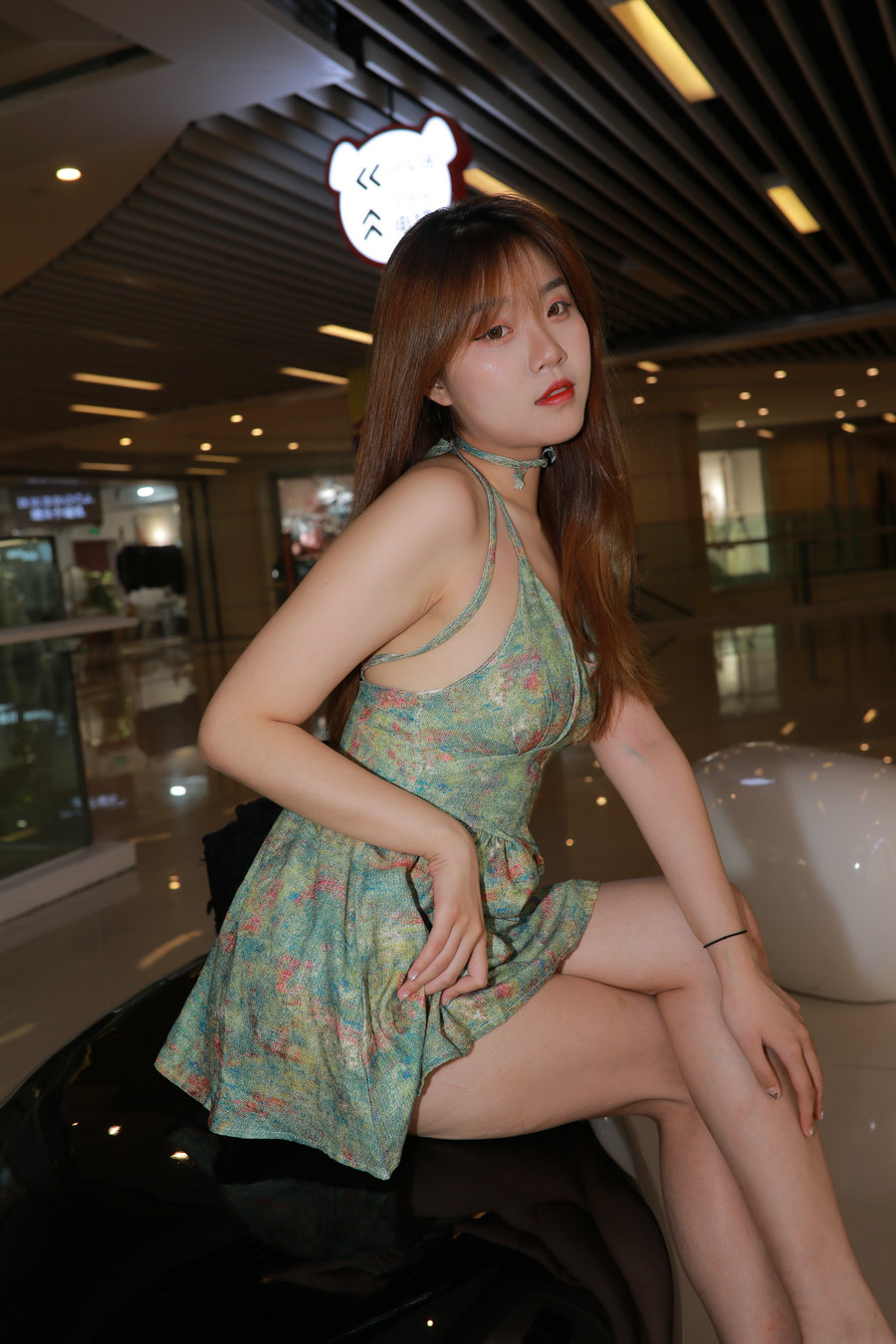 精选街拍视频 No.5552 凯恩模拍作品 - 绿色小花裙美女 [490P2V-20.9GB]