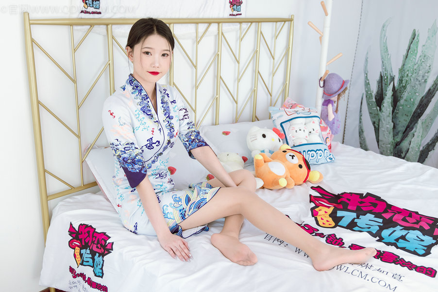 物恋传媒 No.1153 小竹-知性 [148P1V-7.12GB]