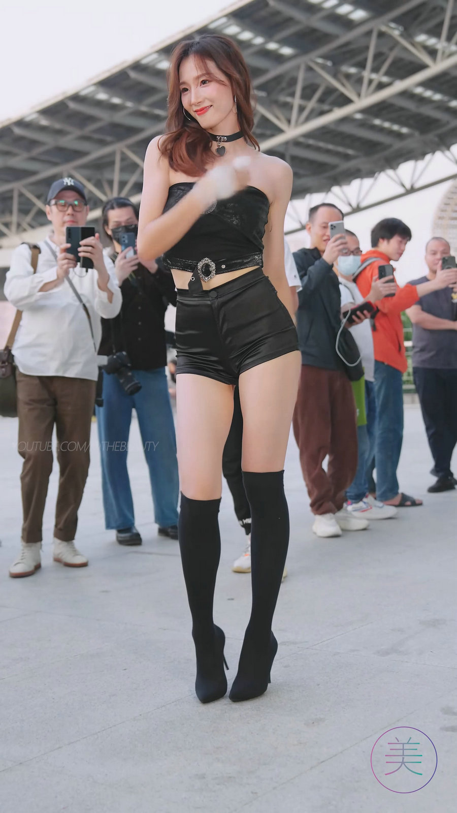 2023 广州车展 Racing Model 车模抖音网红随拍108 [256MB]