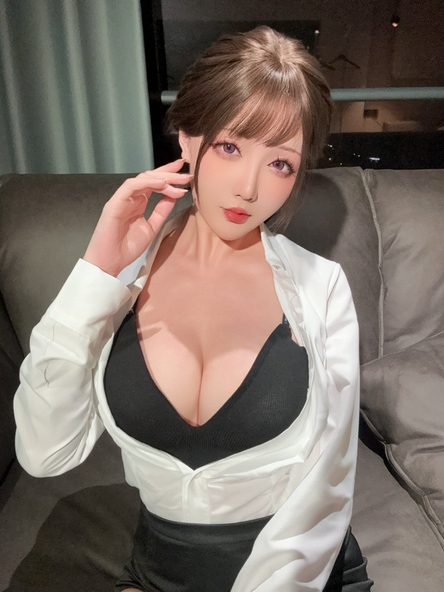 Coser小姐姐星之迟迟 - 不胜酒力的新人后辈 [103P1V-4.44GB]