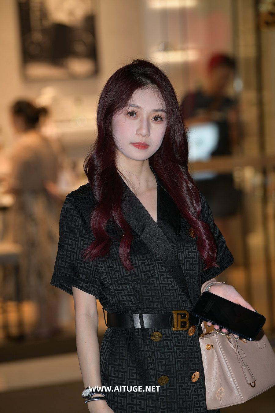 精选街拍视频 No.8889 贵气黑色连衣裙 [152P-3.24GB]