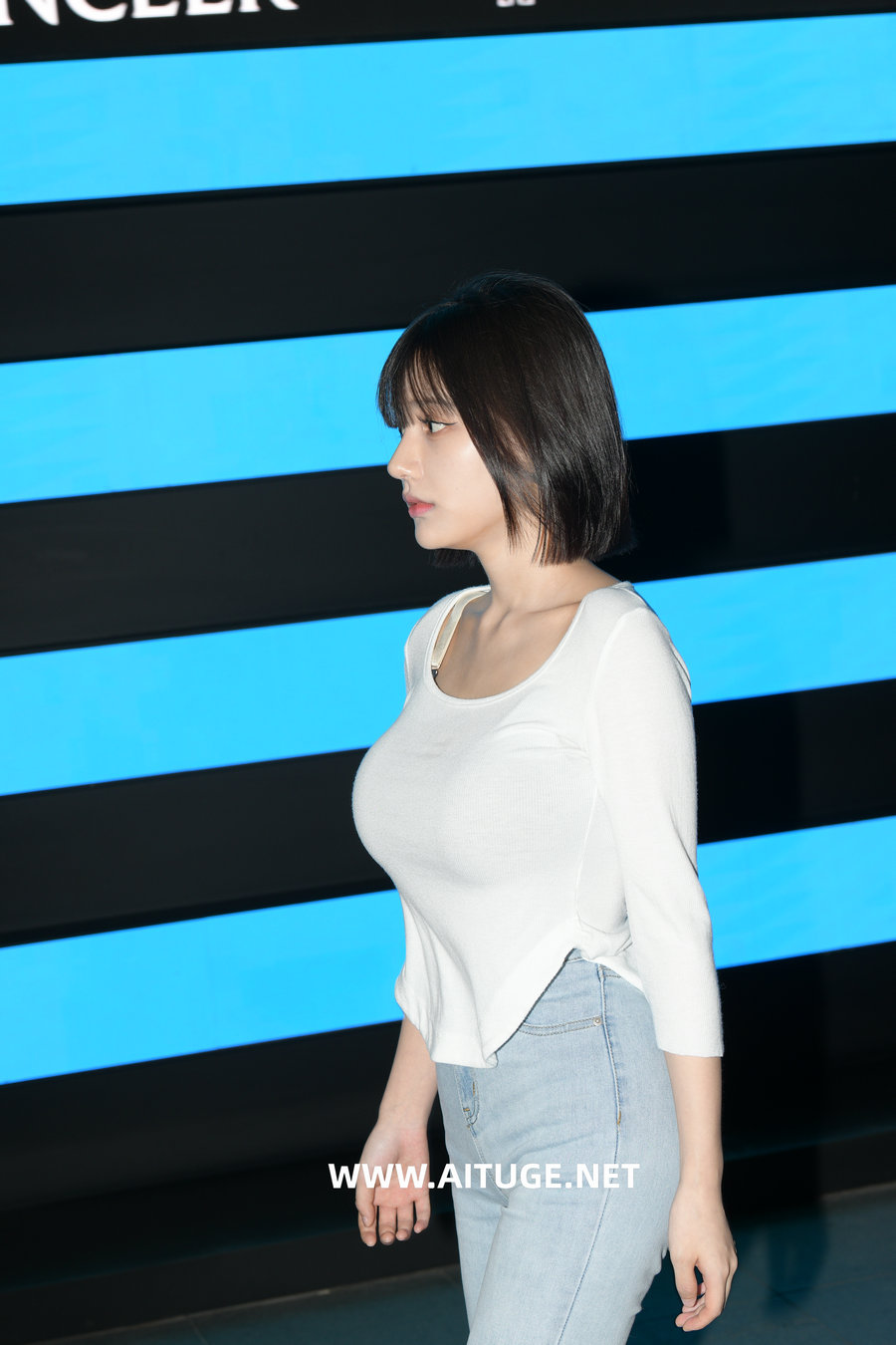 精选街拍视频 No.9057 甜美牛仔裤 [75P-1.69GB]
