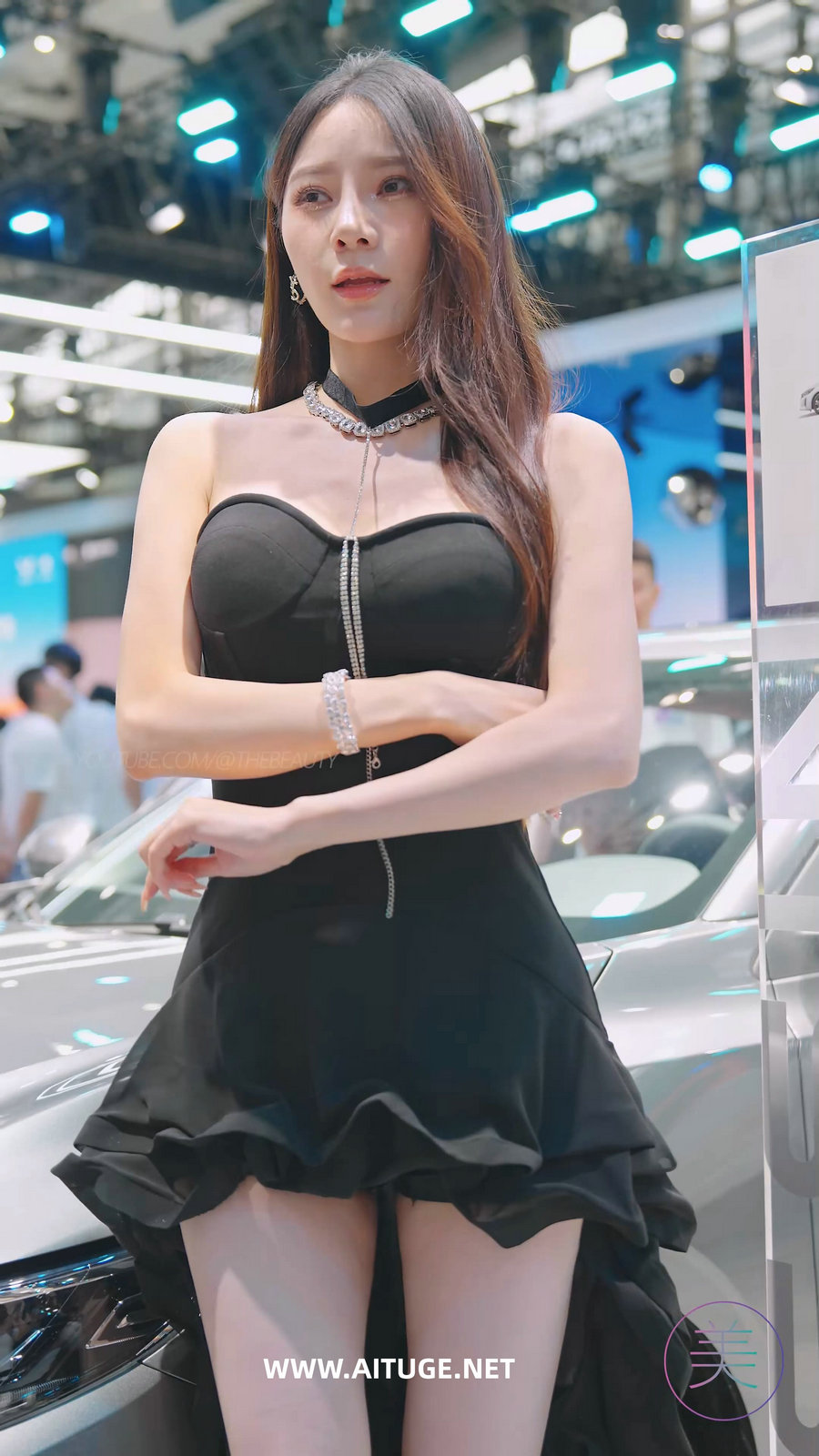 2024 广州车展 网红美女车模 beautyleg LOOKBOOK 02 [341MB]