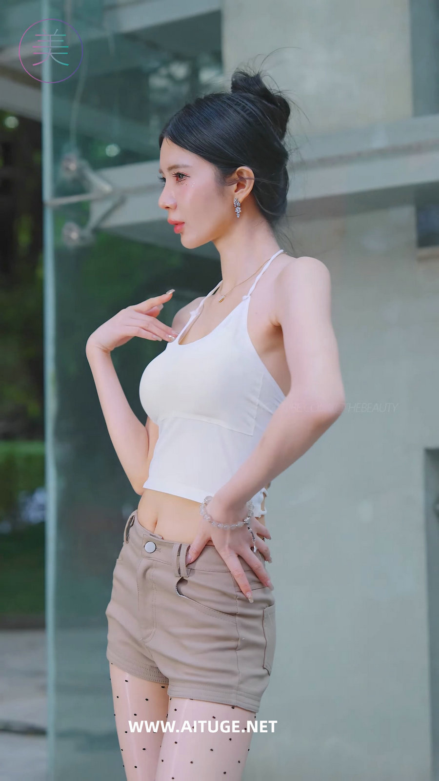 2024 广州车展 网红美女车模 beautyleg LOOKBOOK 16 [317MB]