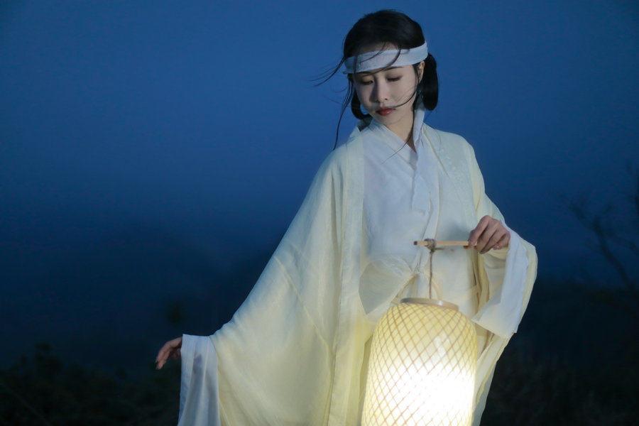 [YITUYU]艺图语 2025.03.23 当归之 · 祭奠 姌Rr [18P-214MB]