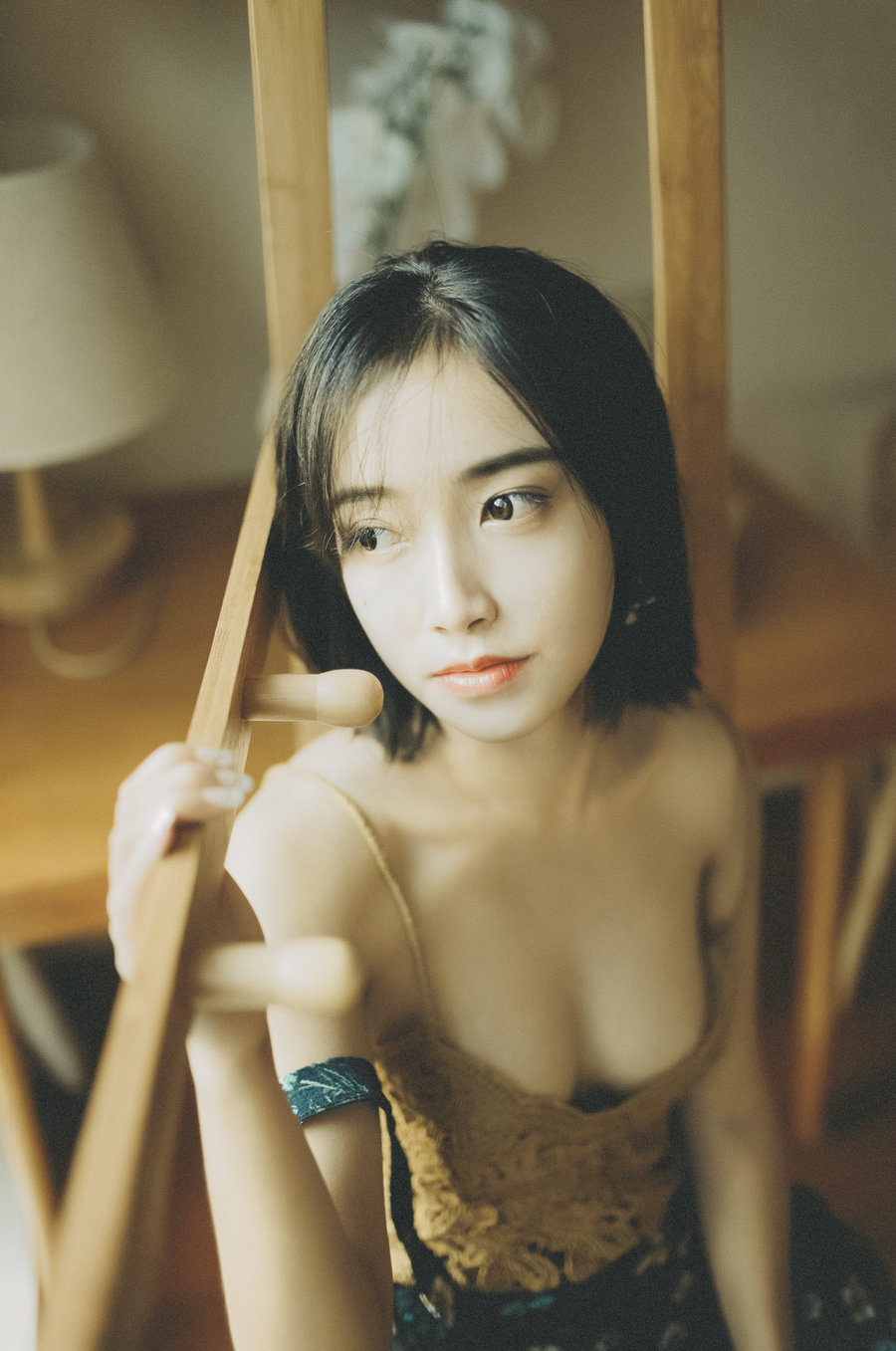 [YITUYU]艺图语 2025.03.29 即兴演出 纪慧源Juice [18P-92MB]
