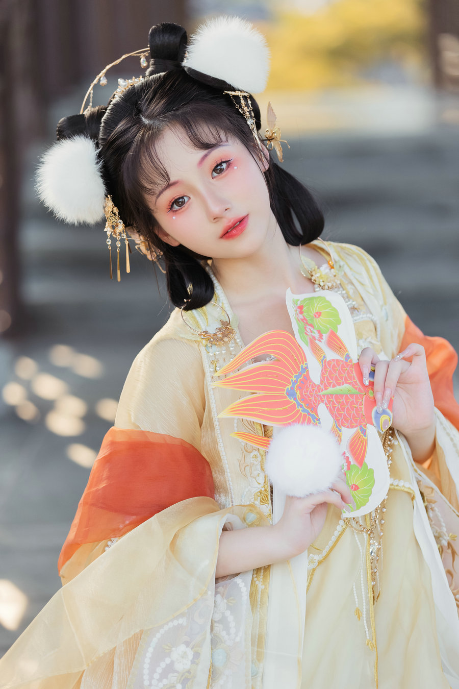 [YITUYU]艺图语 2025.03.29 玲珑玉兔 一只年糕精 [14P-71MB]