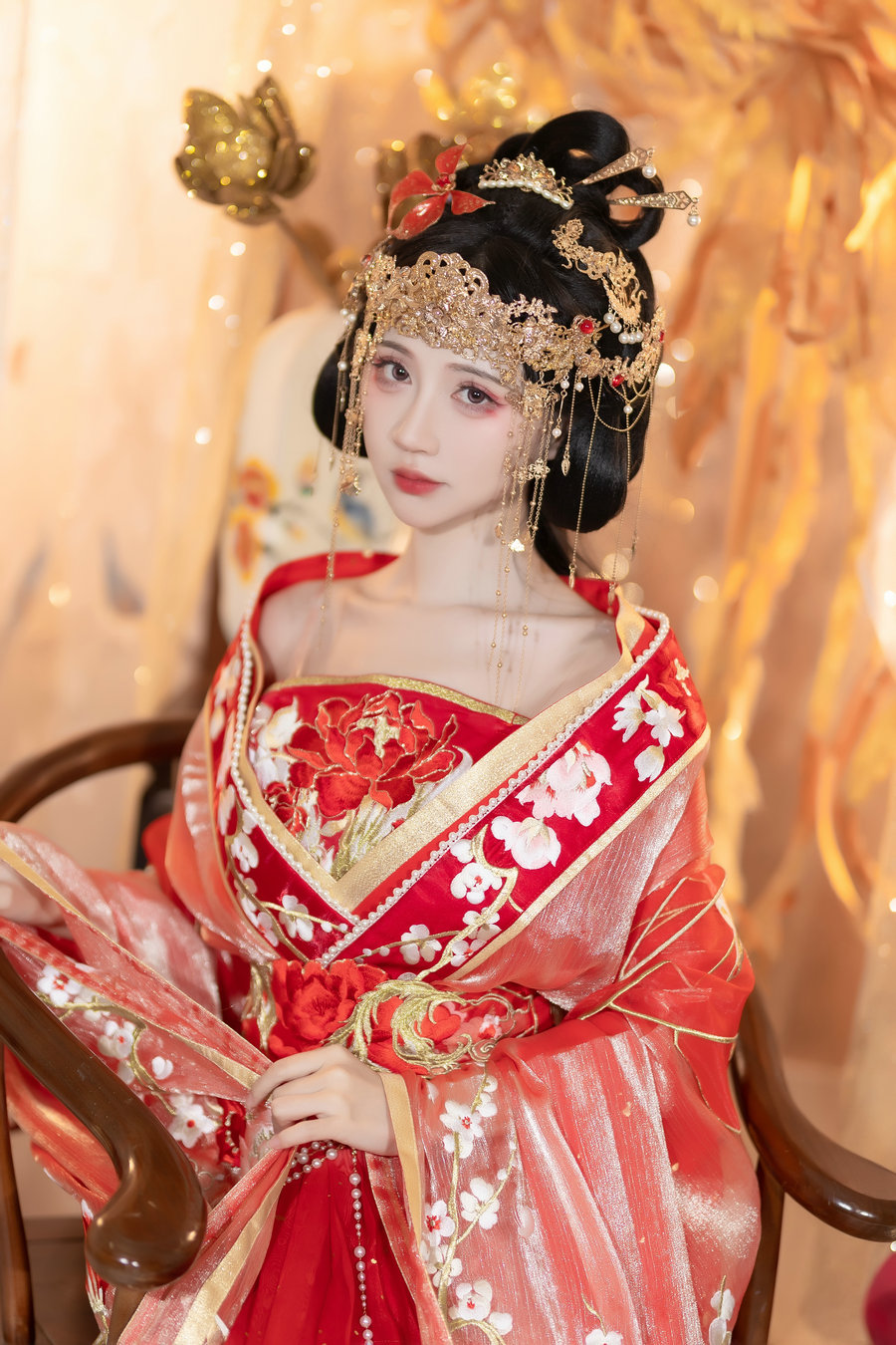 [YITUYU]艺图语 2025.04.01 浮生烬 绮罗生的小苏苏 [23P-317MB]