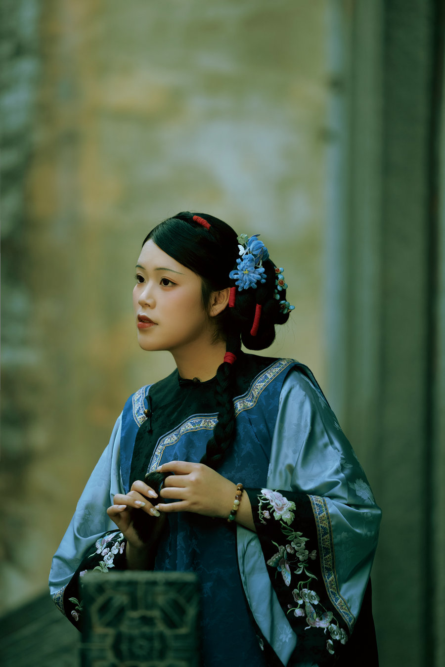 [YITUYU]艺图语 2025.04.04 拥春 小华冲鸭 [36P-945MB]