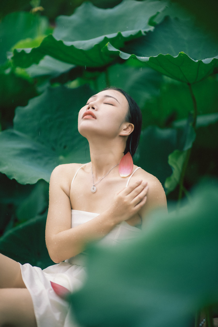 [YITUYU]艺图语 2025.04.05 雨荷 橘子 [27P-533MB]