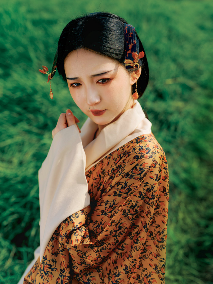 [YITUYU]艺图语 2025.04.09 追日 小叶ye [19P-597MB]