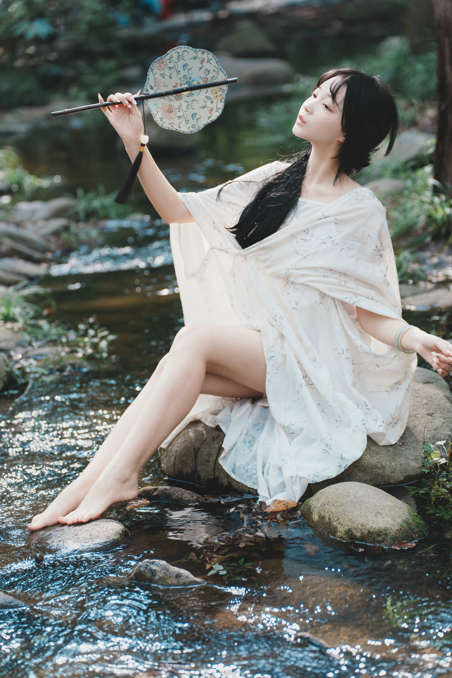 [YITUYU]艺图语 2025.04.15 细柳腰肢袅 Disexi思宁 [26P-741MB]