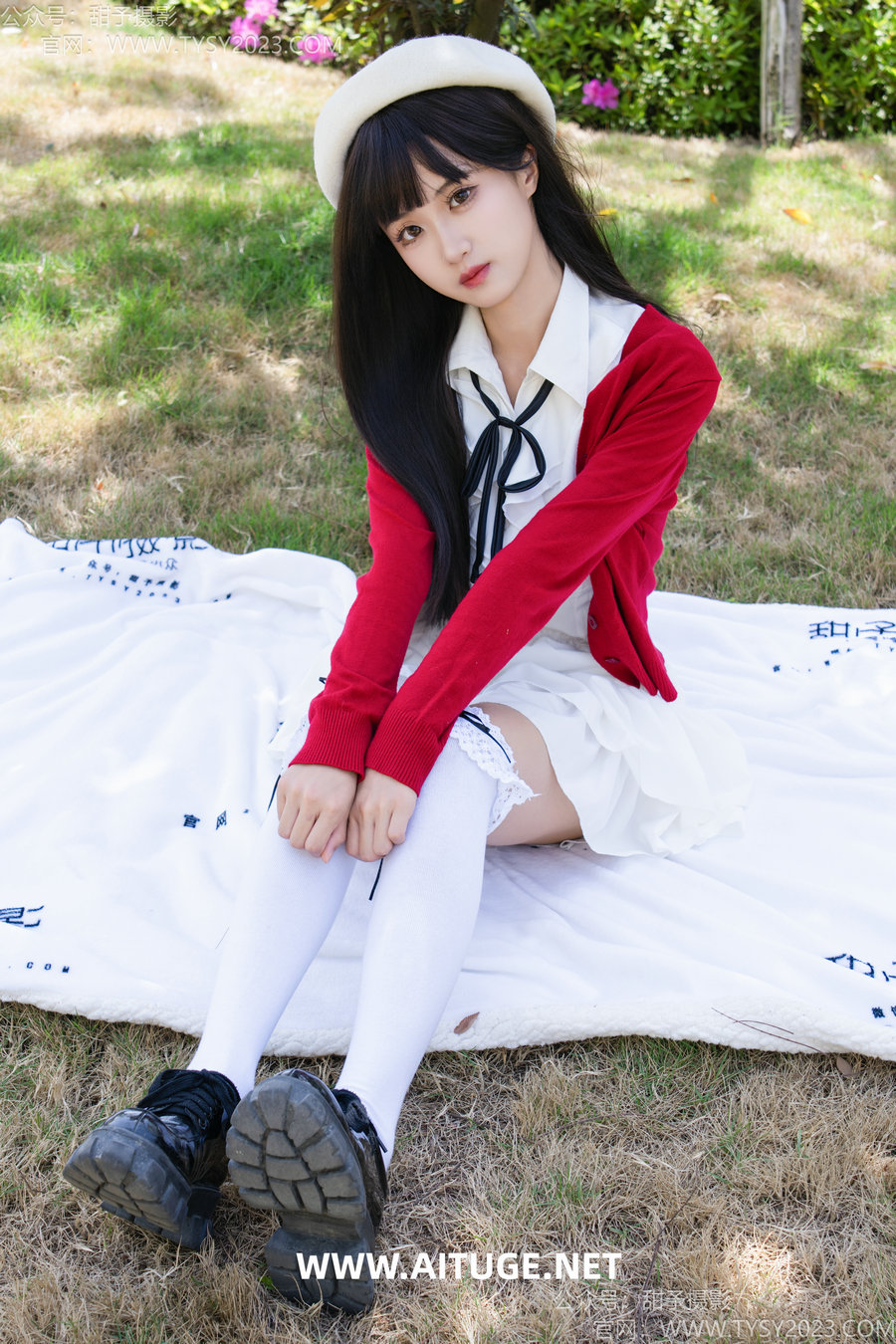 甜予摄影 No.197 小甜桃-皮鞋、大腿袜、裸足 [143P2V-9.52GB]