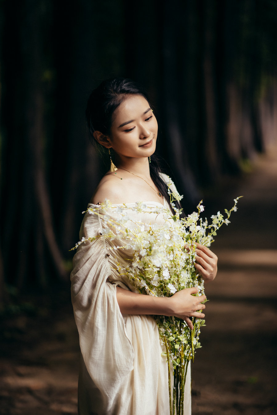 [YITUYU]艺图语 2025.04.16 小美满 晴晴 [23P-381MB]