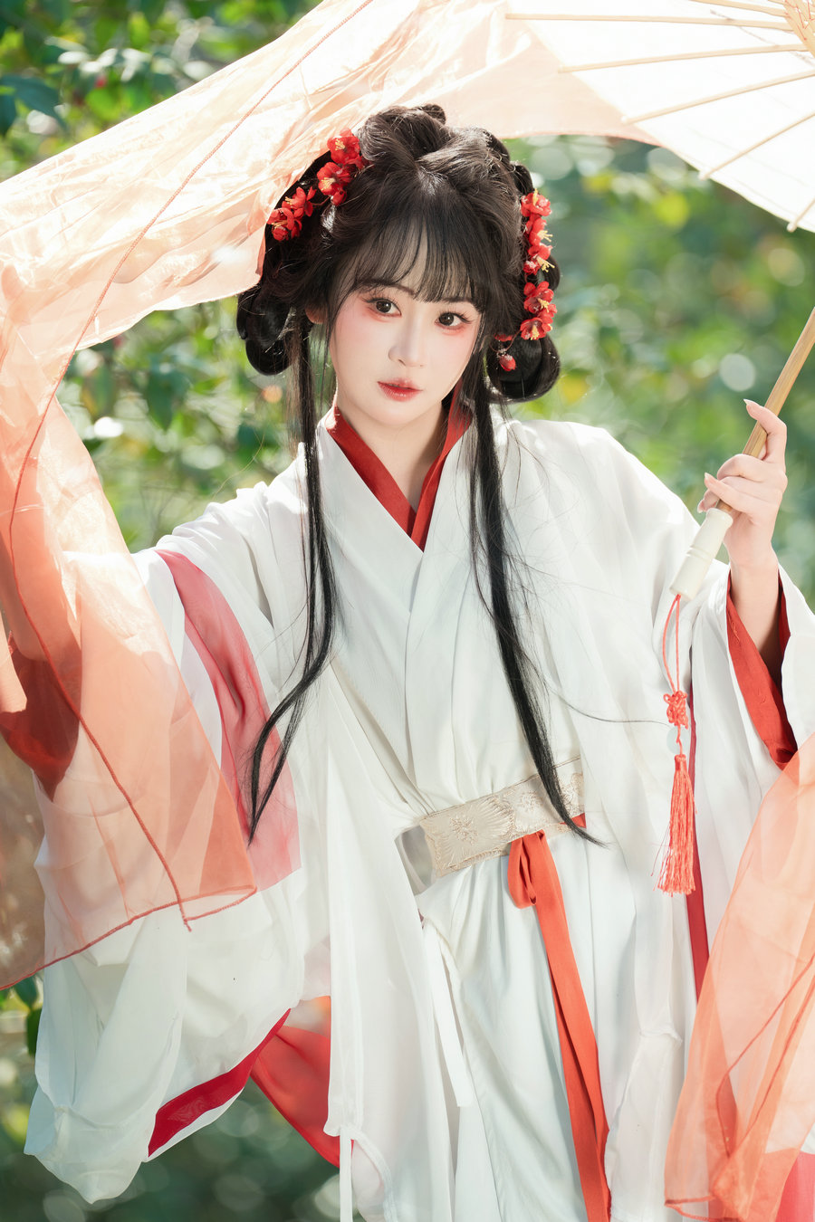 [YITUYU]艺图语 2025.04.16 邂逅山茶花 湫一只岁岁 [27P-688MB]