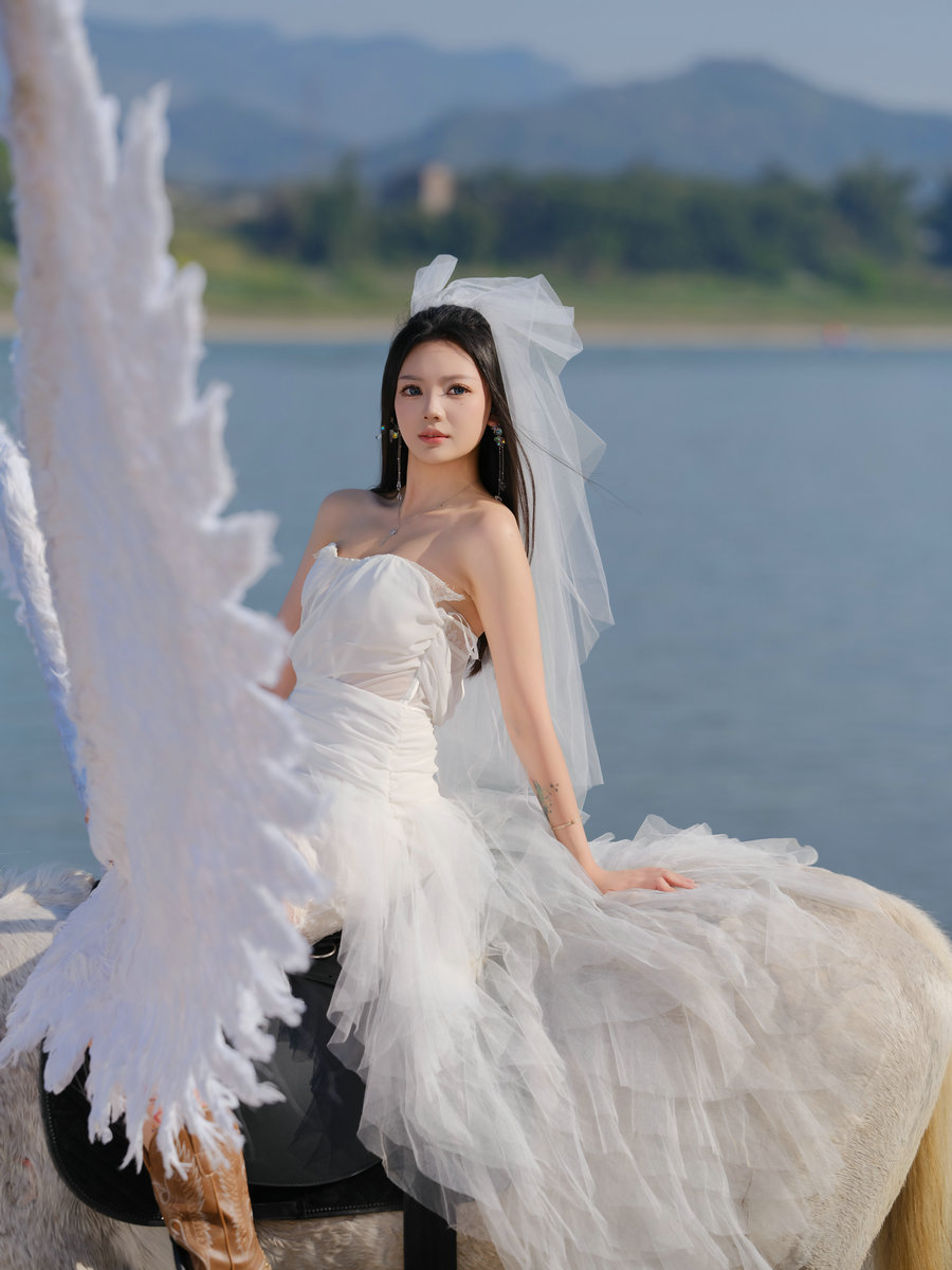 [YITUYU]艺图语 2025.04.17 飞马公主 甜汐_z [16P-199MB]