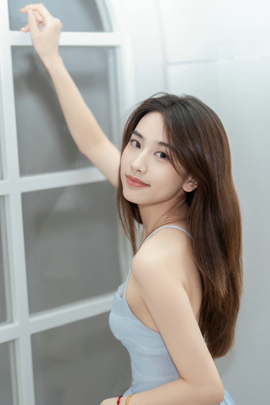 [YITUYU]艺图语 2025.04.18 度假中的画风 楠楠 [14P-242MB]