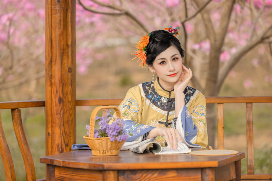 [YITUYU]艺图语 2025.04.18 风铃晚 糖糖 [15P-295MB]