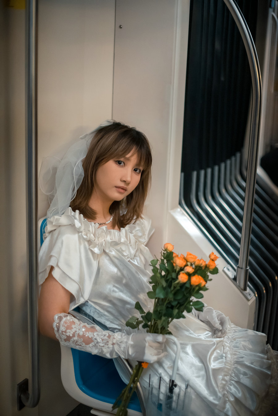 [YITUYU]艺图语 2025.04.18 婚纱背后 泡泡小咩 [19P-284MB]