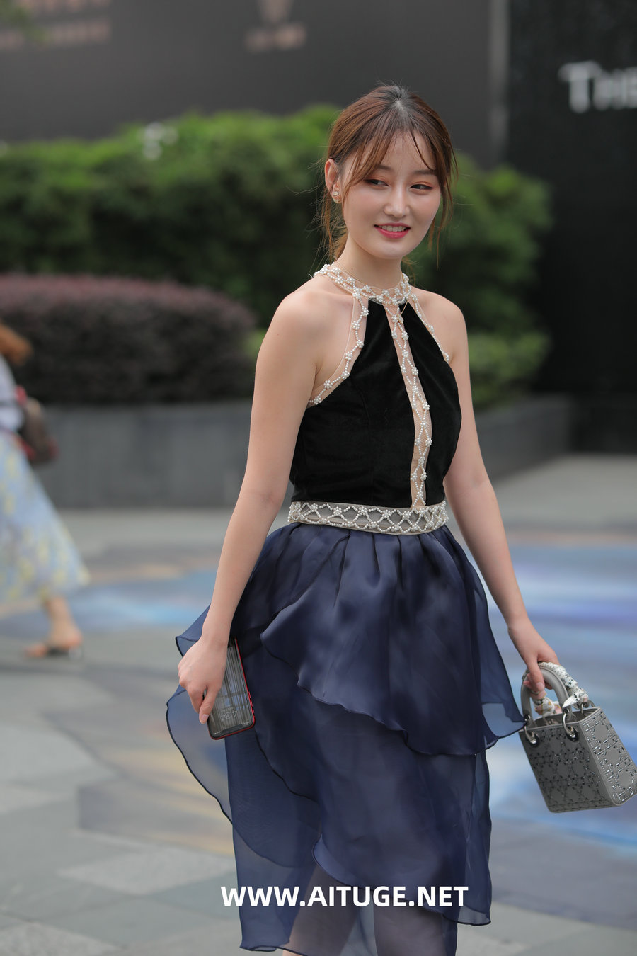 精选街拍视频 No.9352 清秀魅力女神 [27P4V-1.18GB]