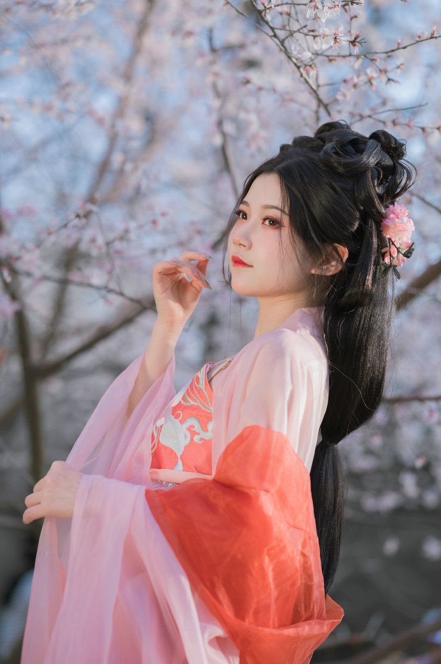 [YITUYU]艺图语 2025.04.19 桃花夭夭 桂圆八宝粥 [15P-128MB]