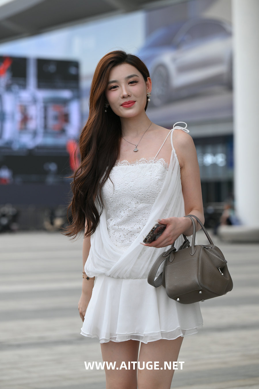 精选街拍视频 No.9380 白裙美腿凉高美女 [130P-2.20GB]