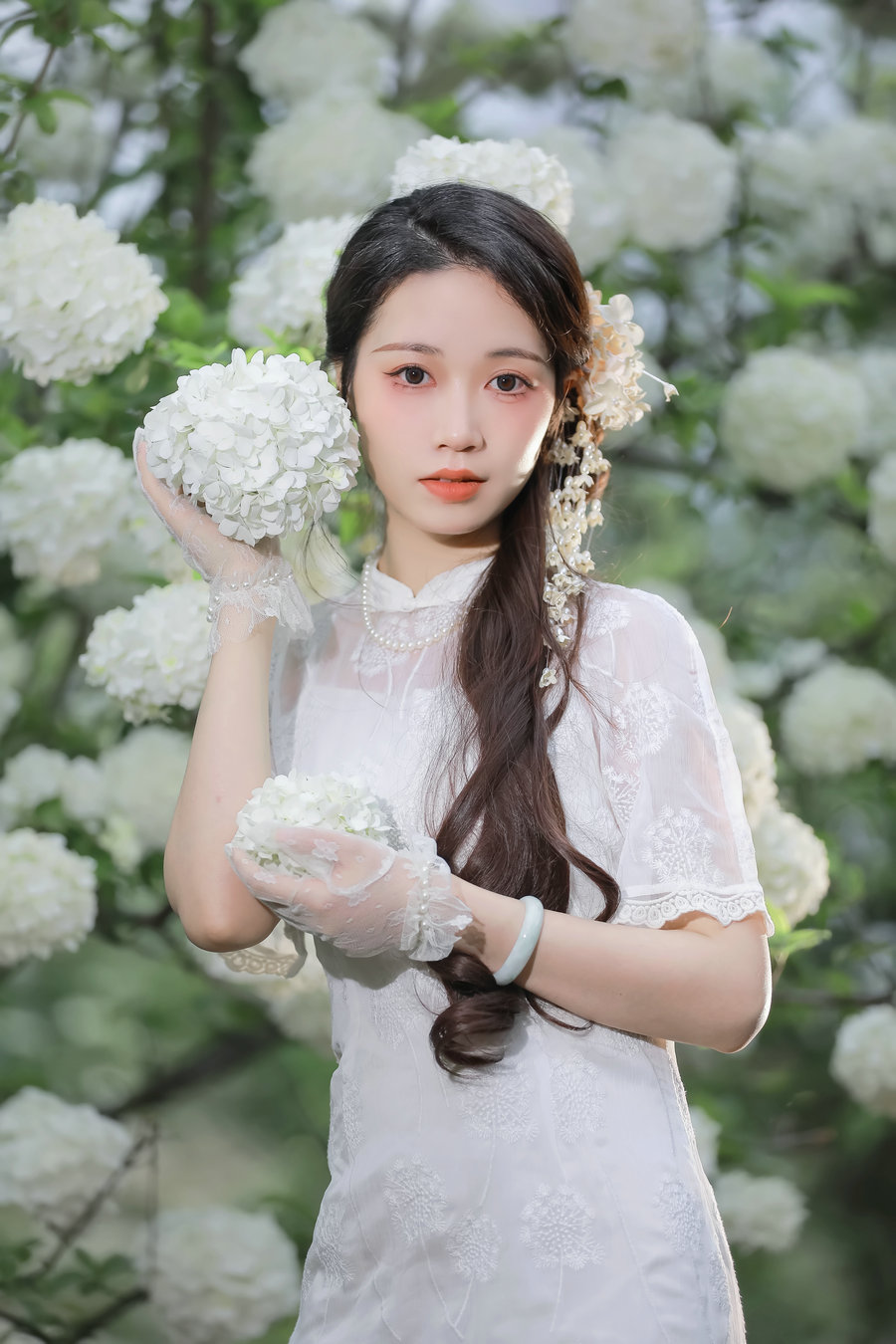 [YITUYU]艺图语 2025.04.30 春日物语 化妆师-甜 [14P-203MB]