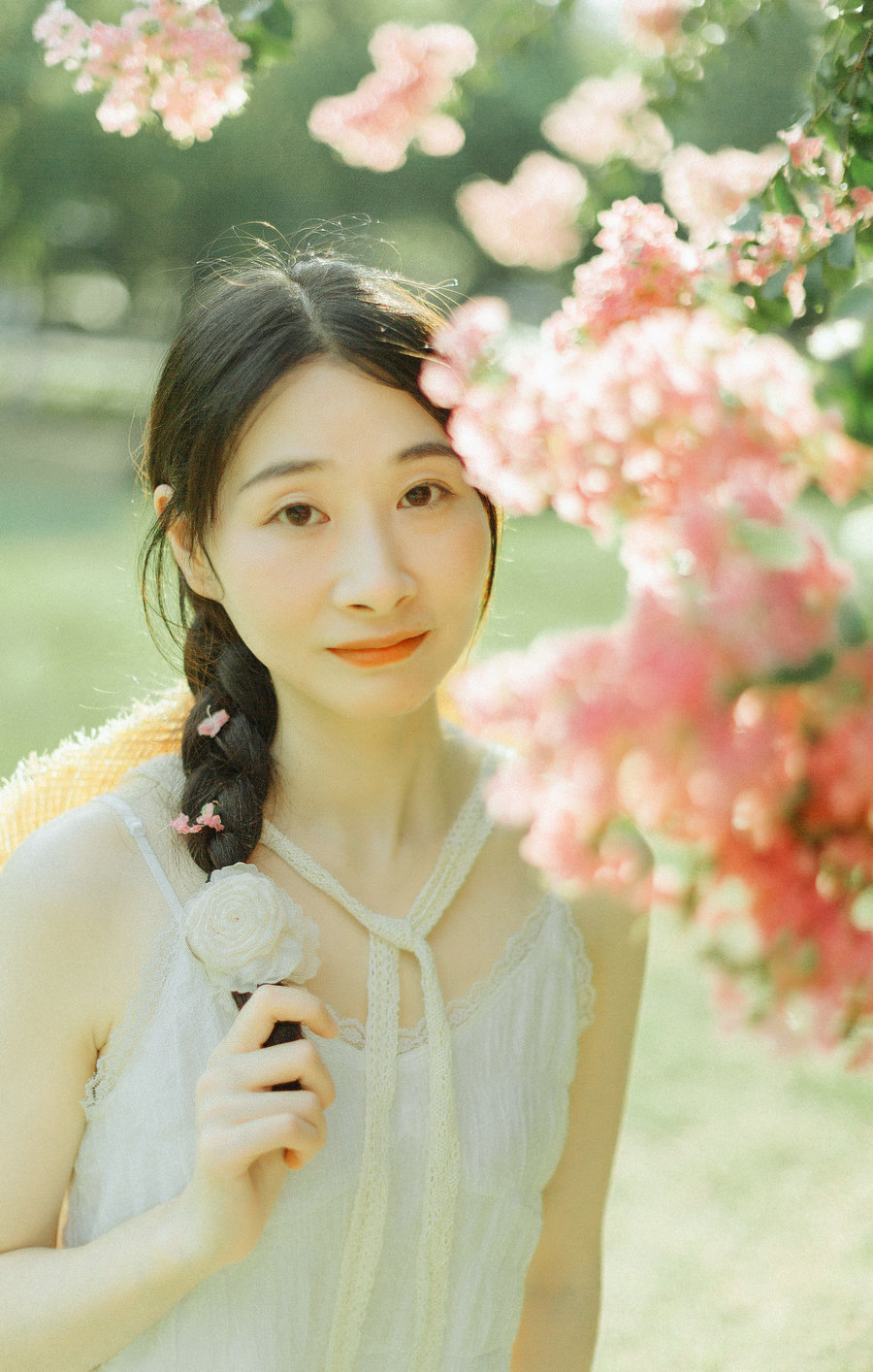 [YITUYU]艺图语 2025.04.30 紫藤花开 十二 [48P-1.24GB]