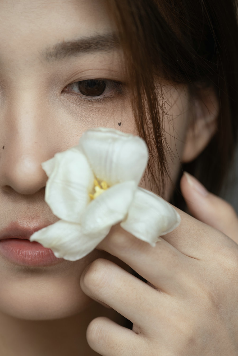 [YITUYU]艺图语 2025.05.02 青春像褪色的旧照片，暗淡无光 小雨 [34P-343MB]