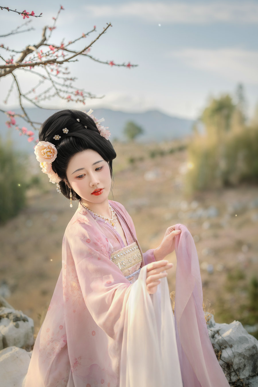 [YITUYU]艺图语 2025.05.19 花非花 CC [32P-635MB]