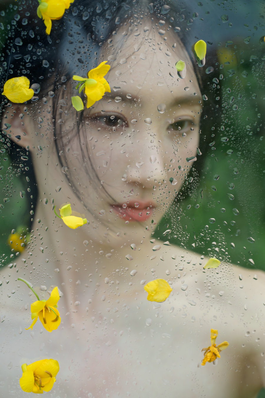 [YITUYU]艺图语 2025.05.19 黄槐花开 阿吉缘子 [18P-142MB]