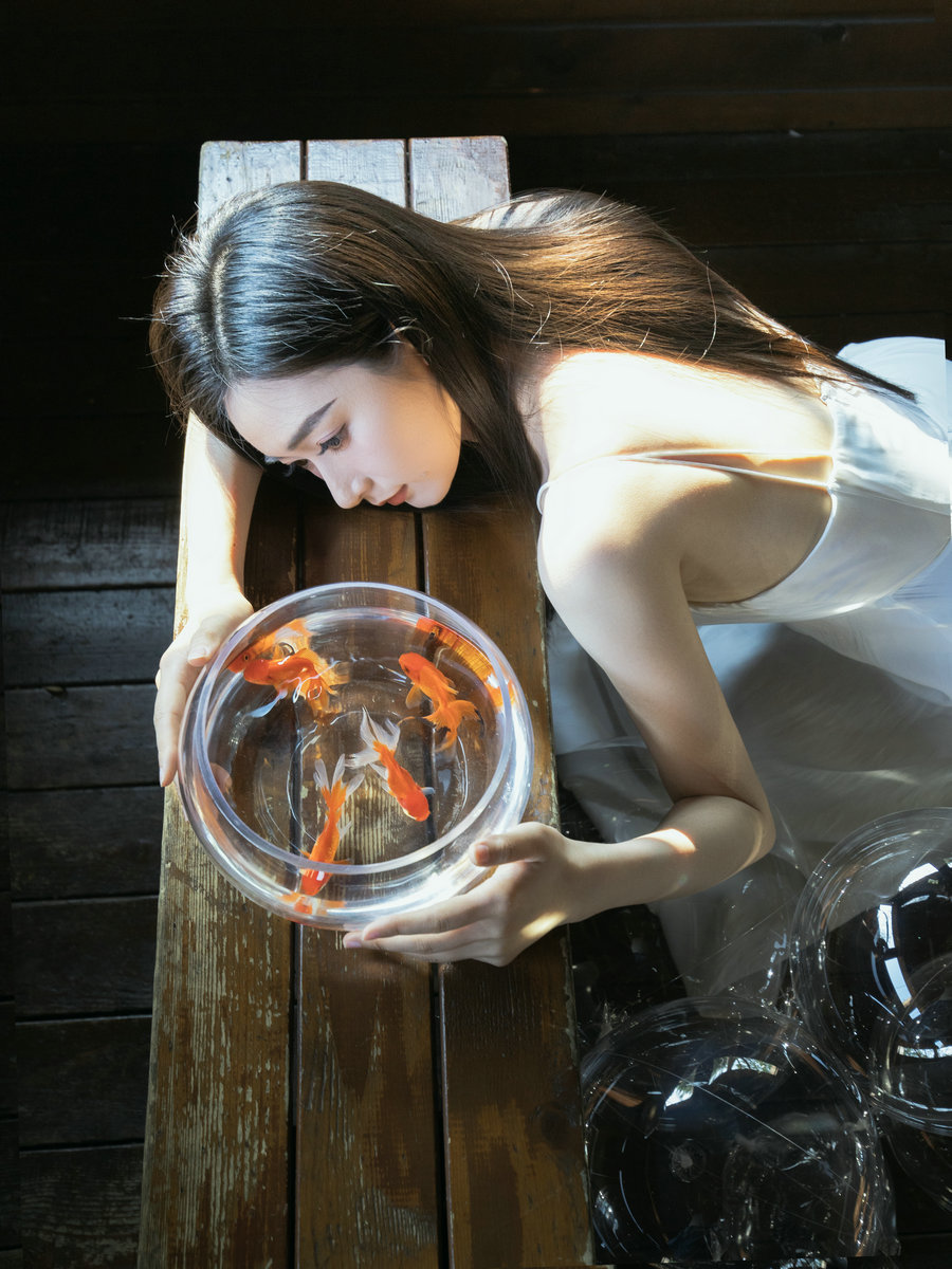 [YITUYU]艺图语 2025.05.27 梦幻金鱼波波球 kklink [20P-263MB]