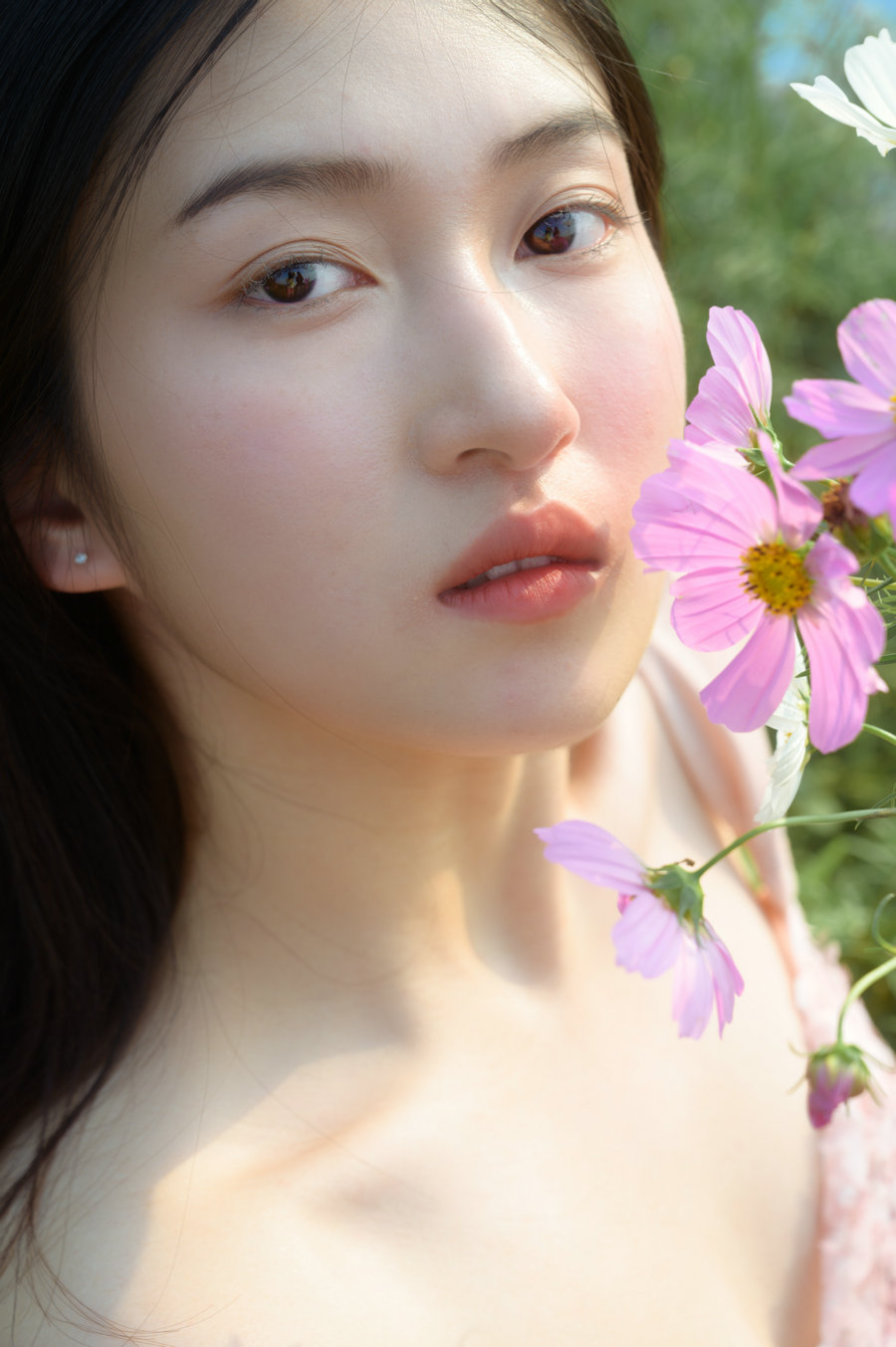 [YITUYU]艺图语 2025.05.29 格桑花开 椰汁之之 [18P-138MB]