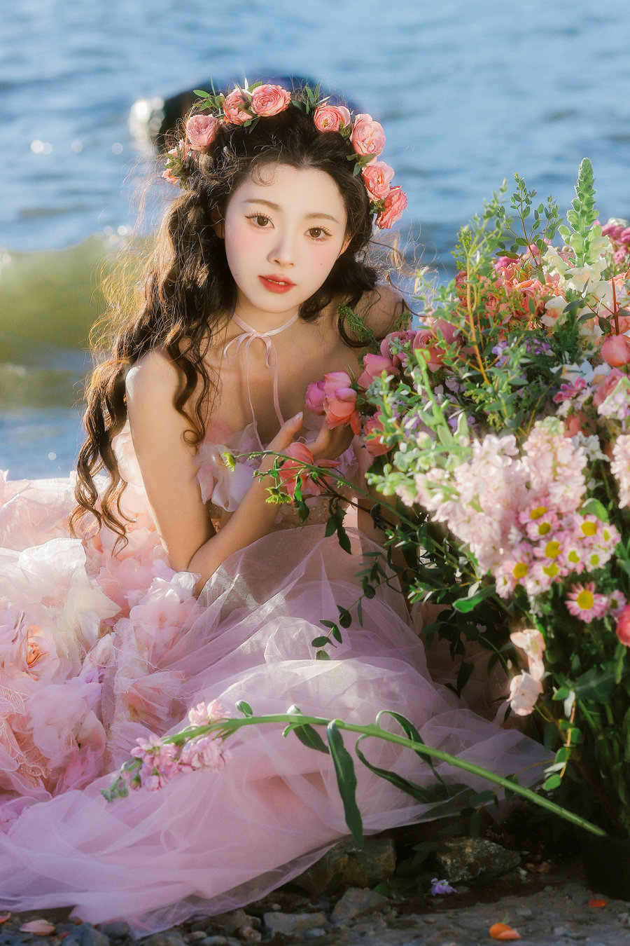 [YITUYU]艺图语 2025.06.07 海边的玫瑰公主 鹿离 [58P-756MB]