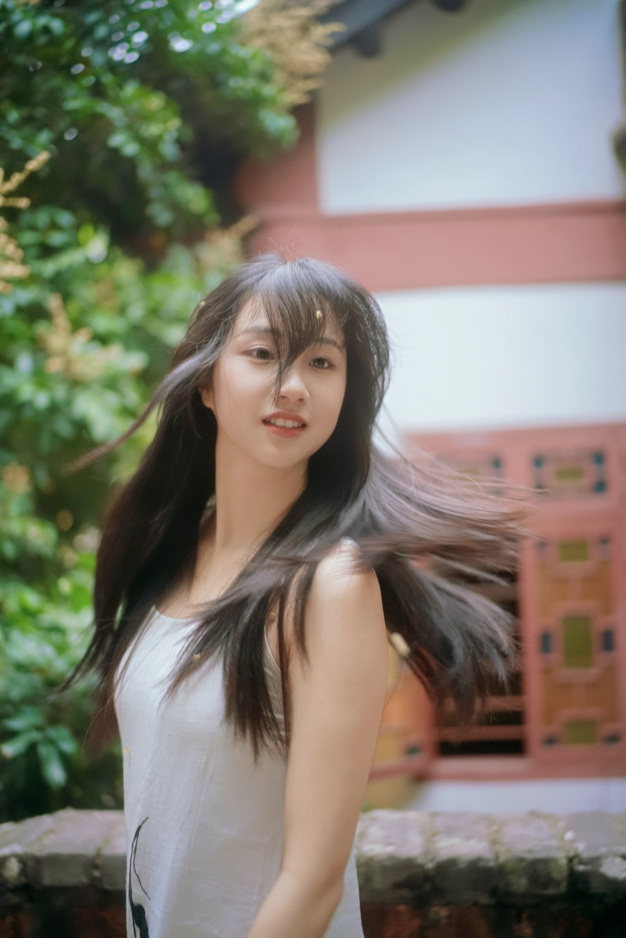 [YITUYU]艺图语 2025.06.08 花舞青春 小怡 [31P-1.19GB]