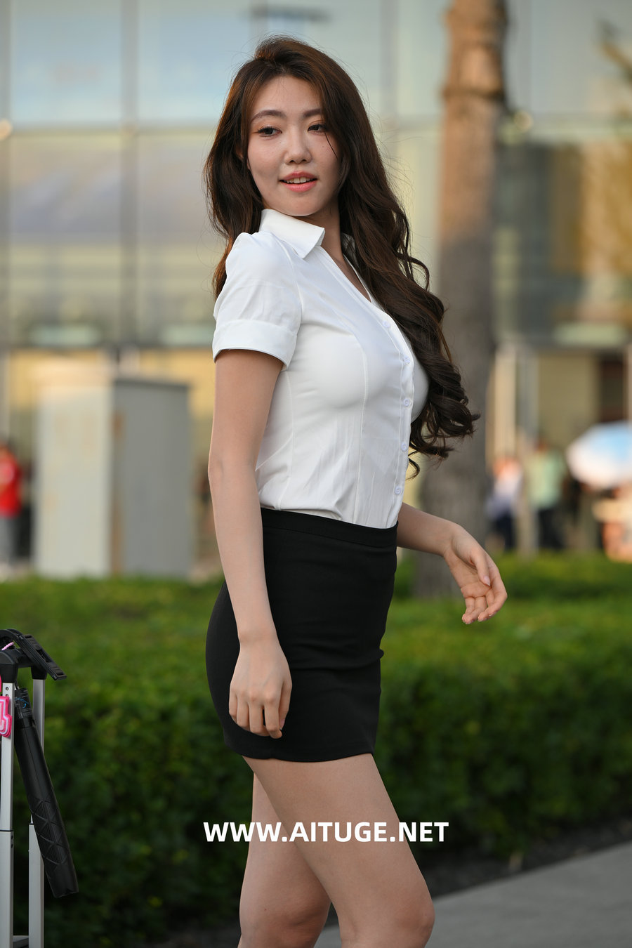 精选街拍视频 No.9598 美腿高跟美女 [80P-1.30GB]