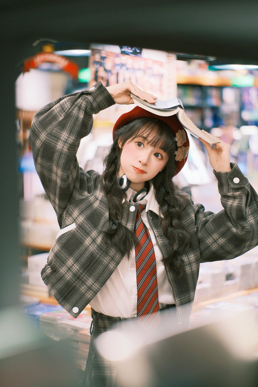 [YITUYU]艺图语 2025.06.17 书店女孩 夏芋小年 [20P-471MB]