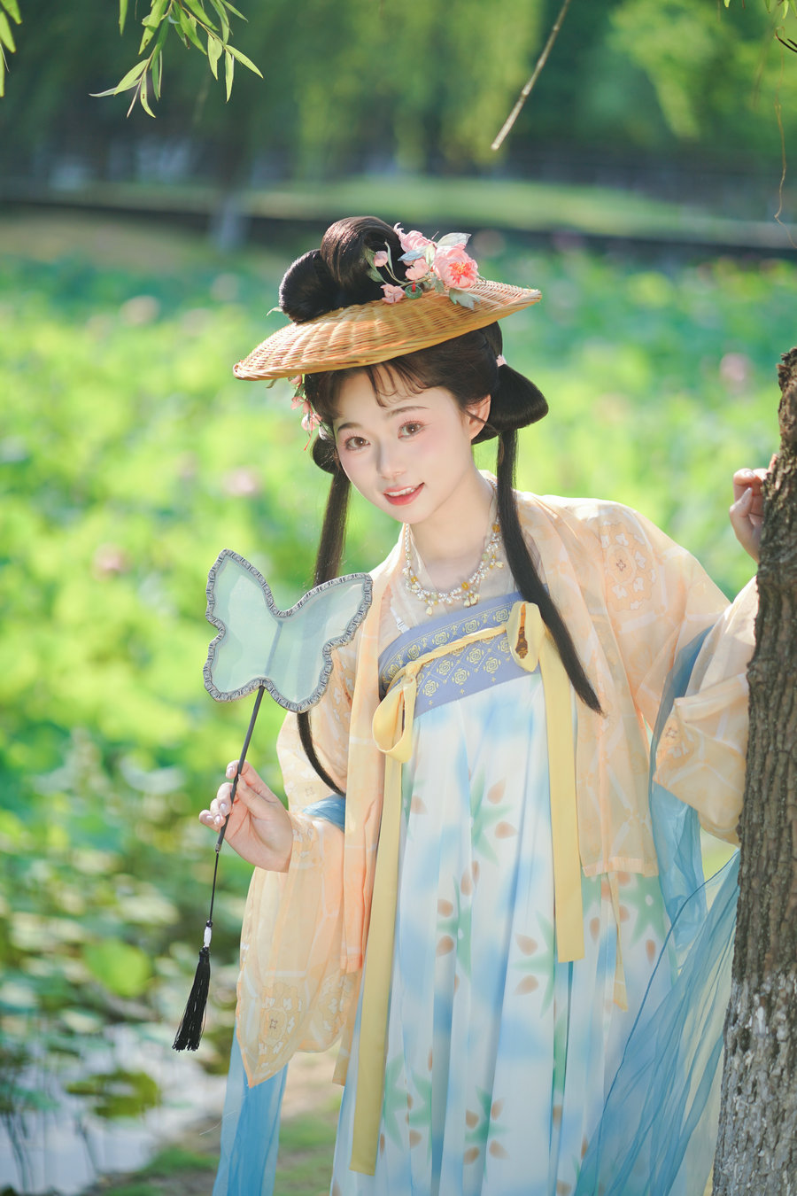 [YITUYU]艺图语 2025.06.19 夏荷 舒朗 [16P-254MB]