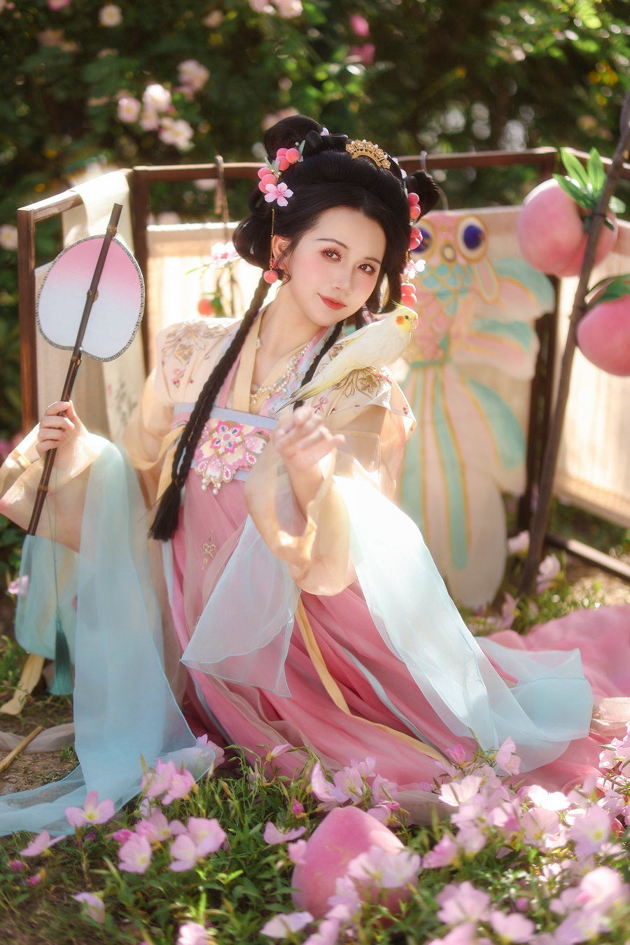 [YITUYU]艺图语 2025.06.22 小桃仙 侧耳倾听 [39P-730MB]