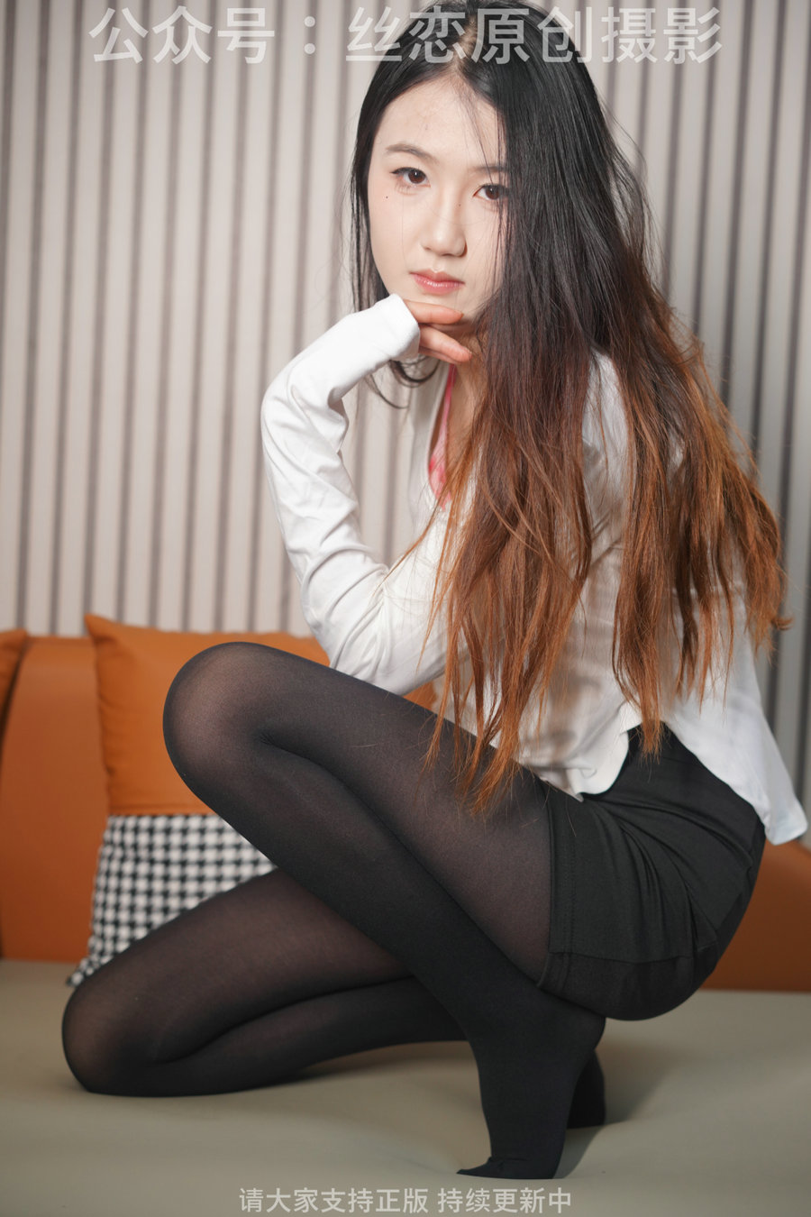 丝恋摄影 No.002 幺幺-小皮鞋，厚黑丝 [157P1V-6.48GB]