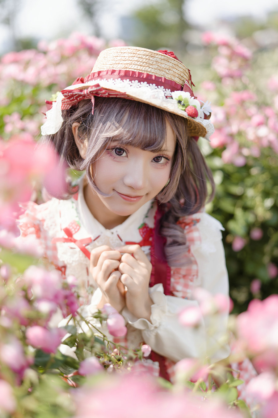 [YITUYU]艺图语 2025.06.27 蔷薇洛丽塔 花柒Hana [36P-566MB]