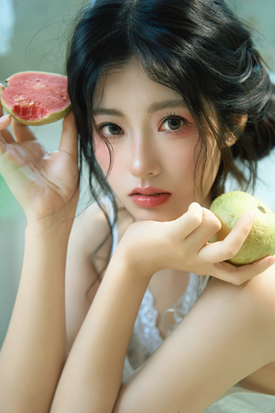 [YITUYU]艺图语 2025.06.28 芭乐味的夏天 眠羊醒醒 [13P-75MB]